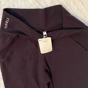 Ripple Yoga pants NWT